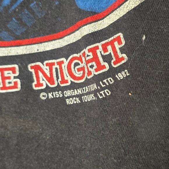 Kiss 1983 Creatures Of The Night Vintage T Shirt Concert Band Tee Medium - Picture 2 of 5